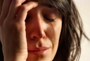 How to Make an Employee Cry How to Make an Employee Cry